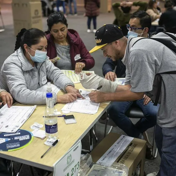 Jurados de votación, en nota sobre cómo consultar si es jurado para elecciones en Bogotá 2023