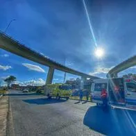 Estable de salud permanece menor que cayó de viaducto en Tunja.