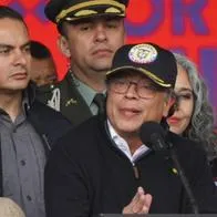 Petro sorprende en discurso y anuncia reforma a los servicios públicos; así se pagarían