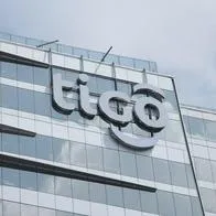 Un nuevo anuncio sobre Tigo ha complicado su crisis: nueva calificación la perjudica en su capacidad para refinanciar su deuda bancaria.
