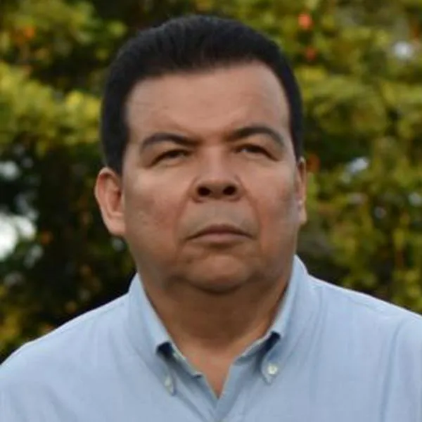 Chontico Ortiz lidera intención de voto en Cali, según Invamer, pero cede puntos