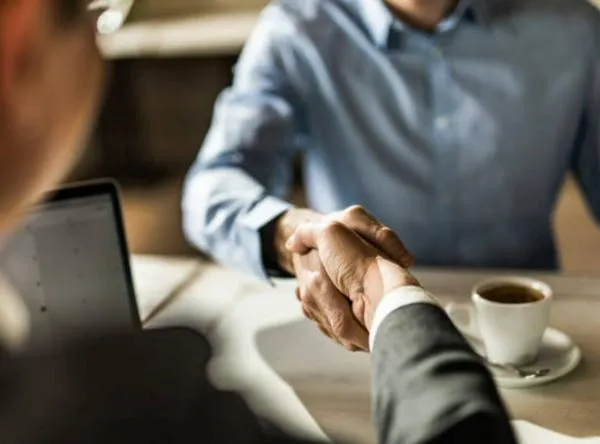 Nace una nueva alianza de dos empresas de seguros en Colombia