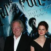 Michael Gambon, Bonnie Wright, Daniel Radcliffe, en nota sobre de qué murió 'Dumbledore'