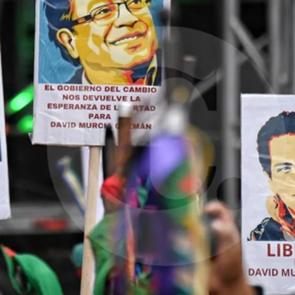 ¿Apoyo a David Murcia? En la marcha a favor de Petro pidieron por la libertad del cerebro de DMG