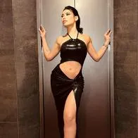 Ana del Castillo encendió las redes sociales con un ‘look’ de colores.