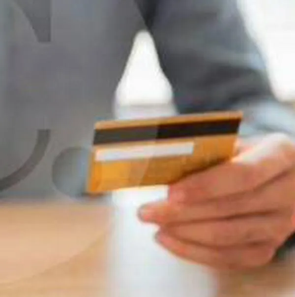 Estas son las tarjetas de crédito que cobran intereses más caros