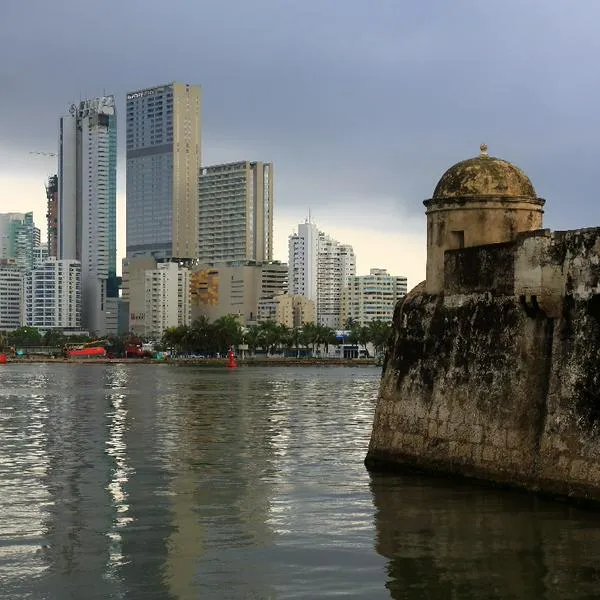 Niña cayó de un tercer piso de edificio en Cartagena cuando grababa un TikTok.