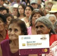 Algunos adultos mayores de la Pensión Bienestar ya no recibirán apoyo económico.