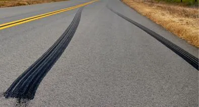 Cifras de accidentalidad en motos y carros de niños: cuántos mueren al año