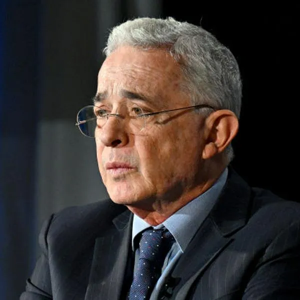 Álvaro Uribe, que es investigado por soborno, recibirá el fallo del tribunal de Bogotá este 6 de octubre.