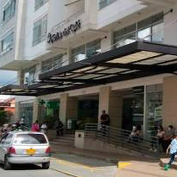 Un adulto mayor de 87 años murió después de ser dado de alta de la Clínica del Café. Le habían realizado una cirugía de cadera que fue exitosa.