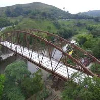 El 12 de octubre entrará en operación el nuevo puente El Alambrado entre Quindío y Valle