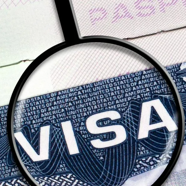 Visa B1 para EE. UU.: qué es, qué puede hacer y qué no y tiempo de permanencia