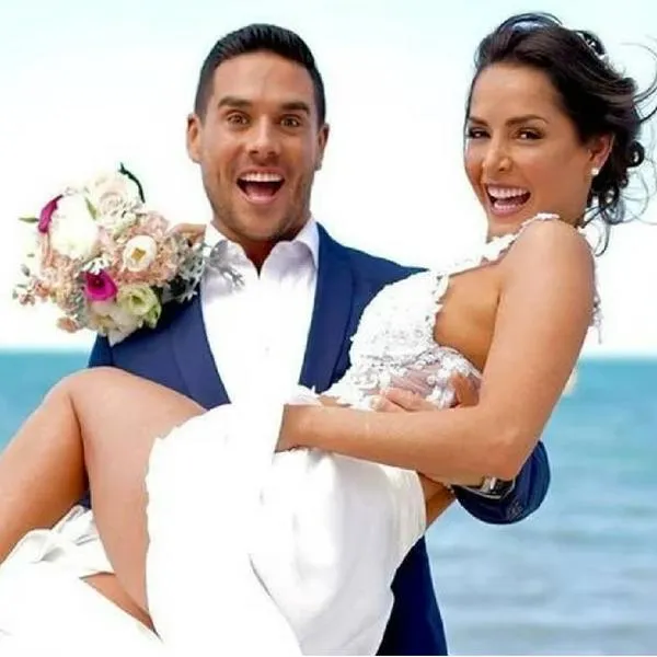 Juan Sebastián Caicedo y Carmen Villalobos durante su matrimonio. Recientemente, el actor reveló que estuvo cerca de quitarse la vida cuando se divorció de ella