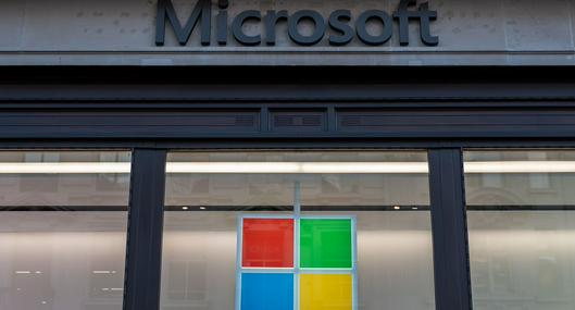 Microsoft arremete contra Google por monopolio de inteligencia artificial en los motores de búsqueda.