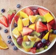 “Las frutas engordan”, “no pueden comerlas los diabéticos” y otros mitos desmentidos por expertos