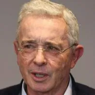 Álvaro Uribe Vélez responde a Gustavo Petro por falsos positivos y acusaciones