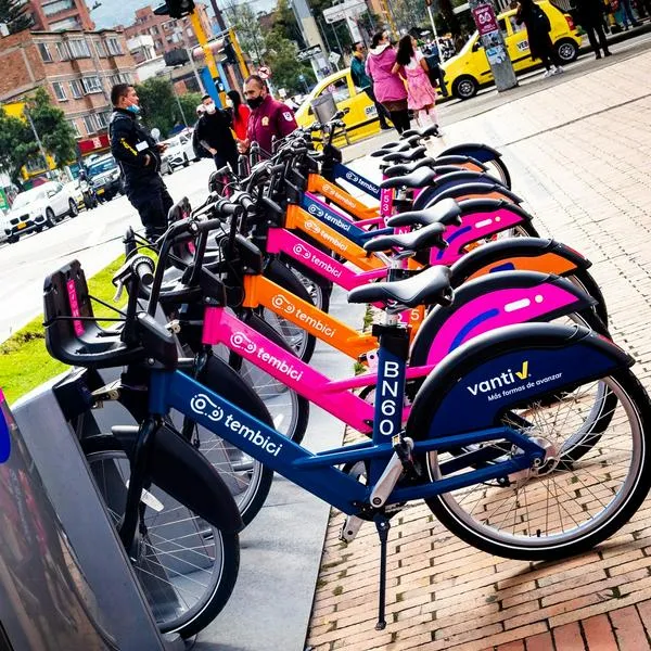 Desde la 127 hasta el centro hay 300 estaciones en las que se puede recoger y dejar bicicletas compartidas por Bogotá. 