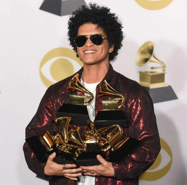 Cuáles son las mejores canciones de Bruno Mars según la inteligencia artificial: ChatGPT eligió los 5 temas musicales más destacados del artista.