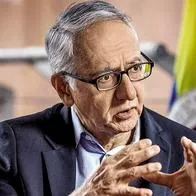 Guillermo Alfonso Jaramillo, ministro de Salud, señaló que el Soat no debería existir y que todos deberían ser atendidos si están afiliados.
