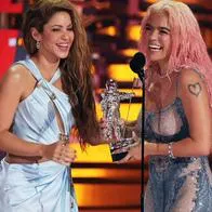 Foto de Shakira y Karol G, en nota de dónde y cuándo ver los Billboard de Música Latina.