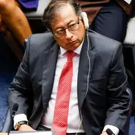 Foto de Gustavo Petro, en nota de que Embajada de Colombia en Bélgica desmintió información que metió al presidente de Colombia.