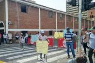 Comunidades desalojadas realizan gran plantón en el centro de Cali