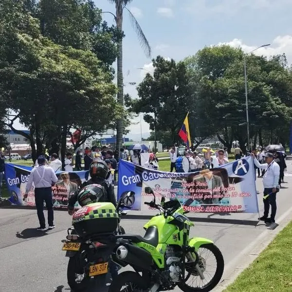 Aeropuerto El Dorado hoy: empleados de Aeronáutica Civil hicieron nueva protesta