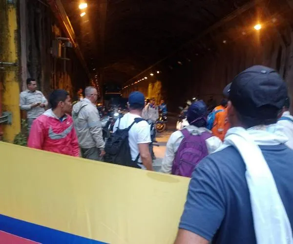 Familiares de jóvenes desaparecidos en Ituango aseguran que no están bloqueando vías