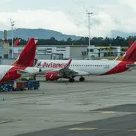 Avianca quedó con varios slots de Viva y aerolíneas le reclamaron a la Aerocivil