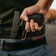 Hieren a escolta de candidato en Antioquia Andrés Julián Rendón, al evitar robo