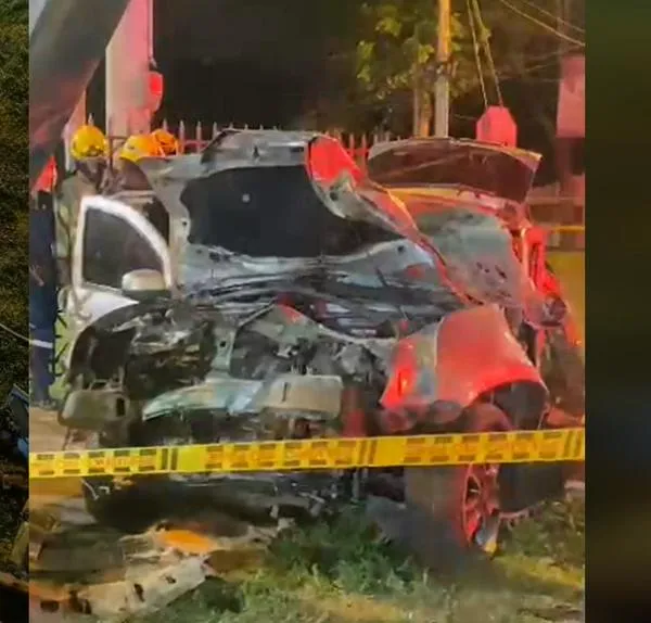 Video: Grave accidente de tránsito en el sur de Cali. Vehículo chocó con un puente