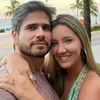 Foto de Daniel Arenas y Daniela Álvarez, en nota de que ella contó qué pasó en relación; metió a Karol G