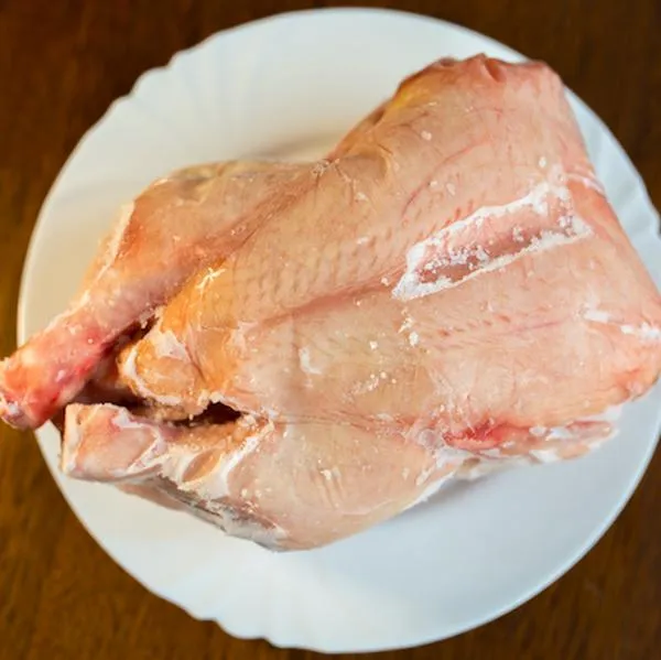 Pollo descongelado correctamente 