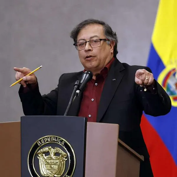 Gustavo Petro lanzó anuncio sobre cambios en precios de tarifas de energía y gas en Colombia. Aclara si subirá el valor del recibo.