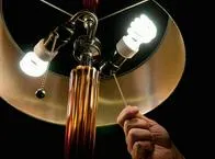 Exministros alertan posible apagón por crisis que amenaza al sector eléctrico