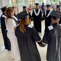 20 excombatientes de las Farc se graduaron como bachilleres en Nariño. Dejaron a un lado las armas para reincorporarse a la vida civil.