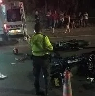 Dos motociclistas murieron en la vía Bucaramanga-Barrancabermeja luego de chocar de frente. Uno de ellos murió en el lugar de los hechos.