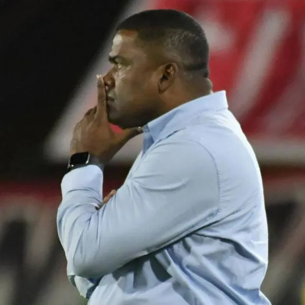 Pablo Peirano podría ser el reemplazo de Huber Bodhert en Independiente Santa Fe después de su salida del equipo por los malos resultados.