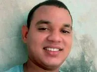 A Breinner le prendieron fuego mientras dormía: salió a la calle envuelto en llamas 