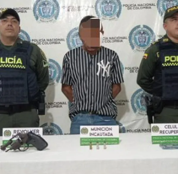 Un presunto ladrón recibió ‘paloterapia’ al frente de la UPC en Valledupar.