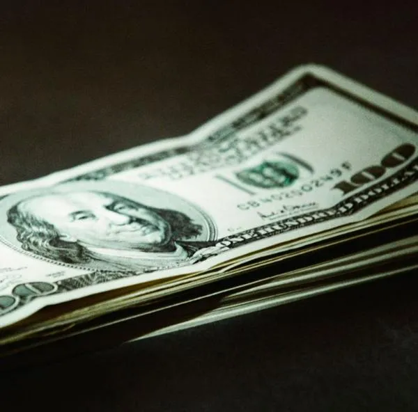 Dólar hoy en Colombia bajó $50 por next day en Estados Unidos: en cuánto quedó