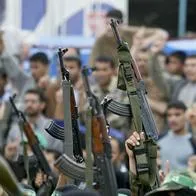 Hamás amenaza con ejecutar a civiles israelíes secuestrados si siguen bombardeos sin aviso.