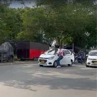 Cali hoy: joven que golpeó a conductor porque lo estrelló dio su versión