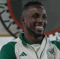 Julián Quiñones ya es mexicano al recibir carta de naturalización