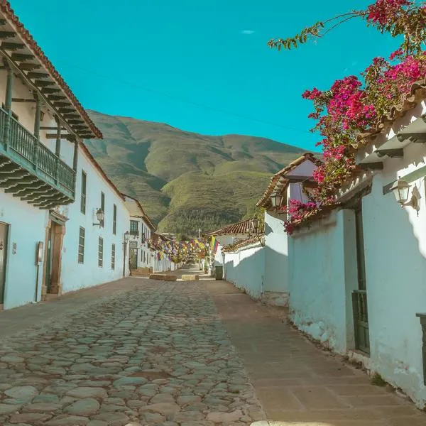 Precios de viaje a Villa de Leyva en todos los transportes.