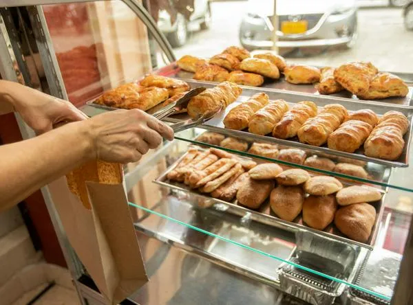 Panaderías sufren alza de los insumos y no descartan nuevas subidas en el precio del pan