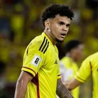 A 'Lucho' Díaz le cobraron en redes el 'gol cantado' que se comió contra Uruguay.