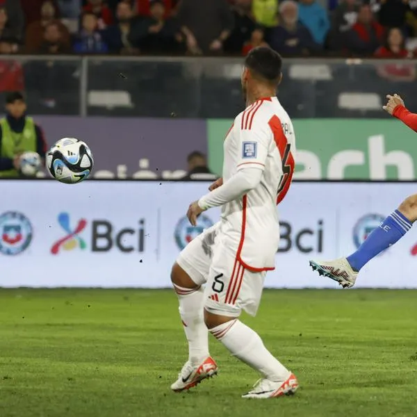 Chile le ganó 2-0 a Perú en el Clásico del Pacífico por la Eliminatoria al Mundial 2026