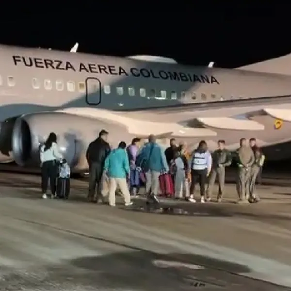 Avión de la Fuerza Aérea que trajo a colombianos desde Israel.